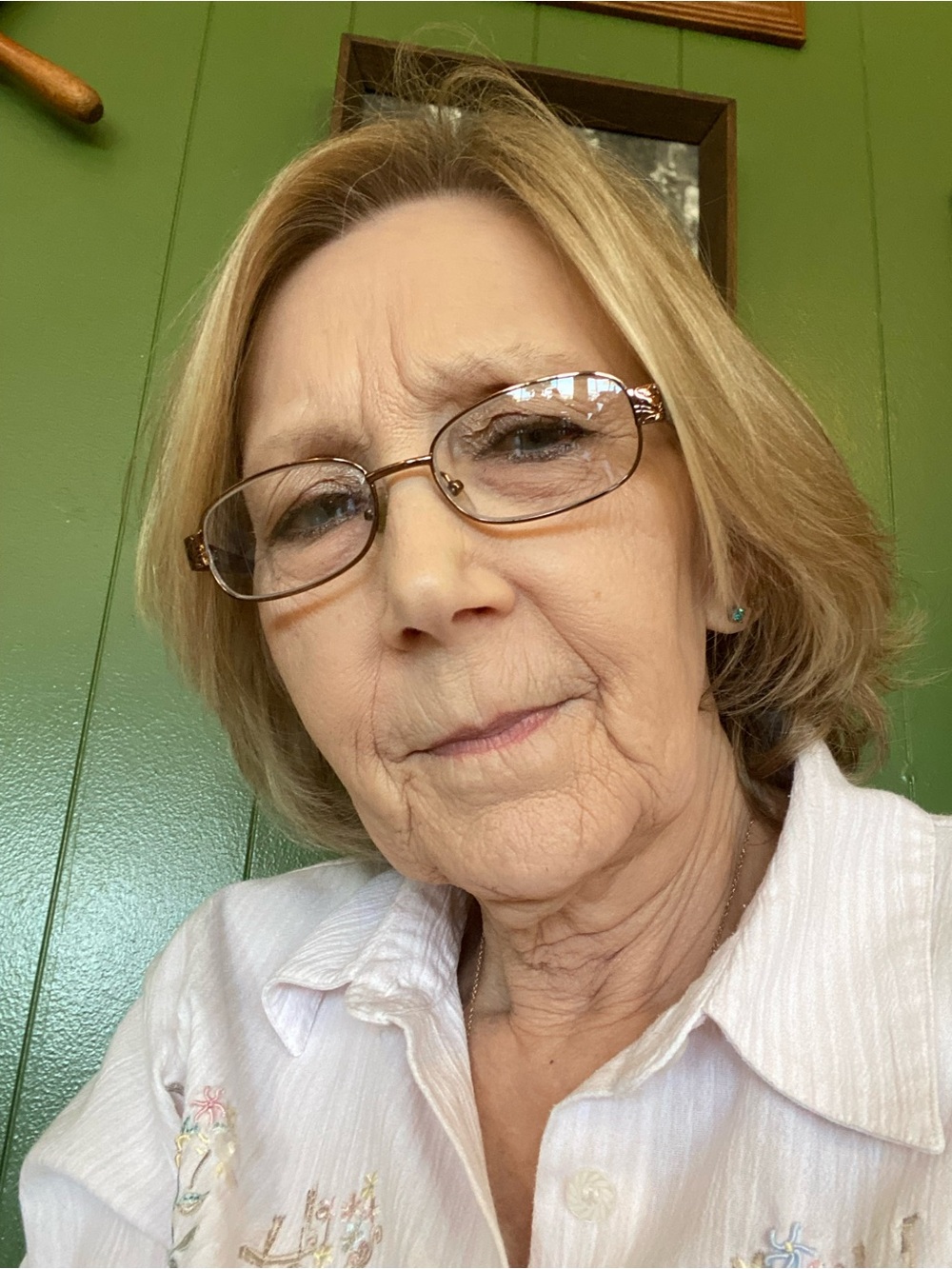 Meet your Posher, Brenda